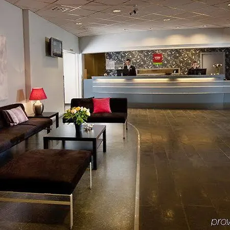Hotel Scandic Hovik Oslo 3*